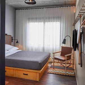 Queen Guest Room